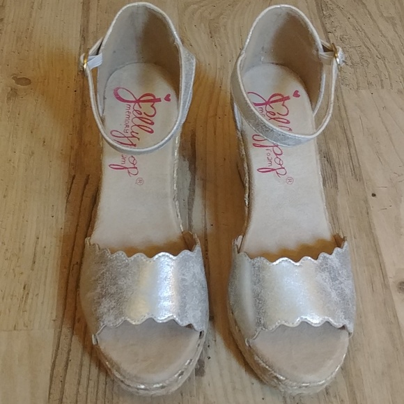 NEW Jellypop Memory Foam Metallic Espadrille Wedge Sandals - Picture 5 of 8